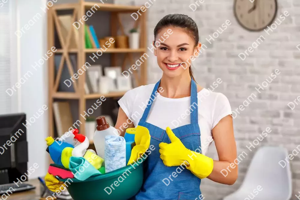 شركة تنظيف المنازل مع عمالة نسائية متميزة