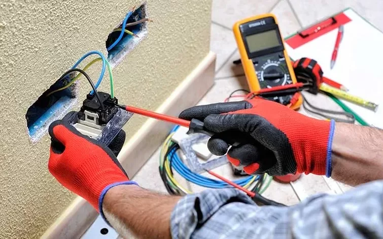 افضل فني كهربائي منازل بالرياض
