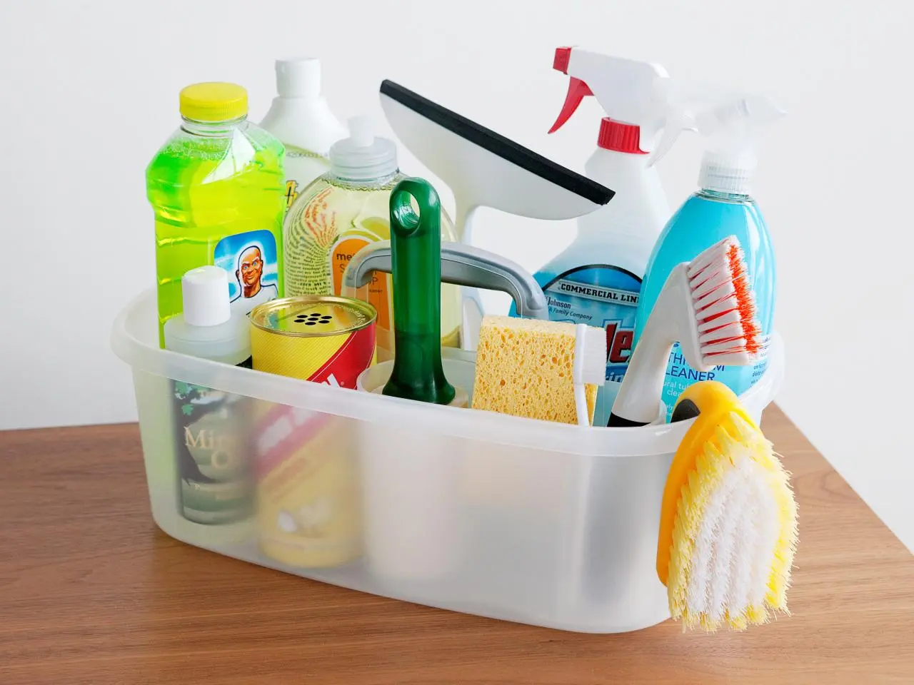34 منتج تنظيف أساسي يحتاجه كل منزل
